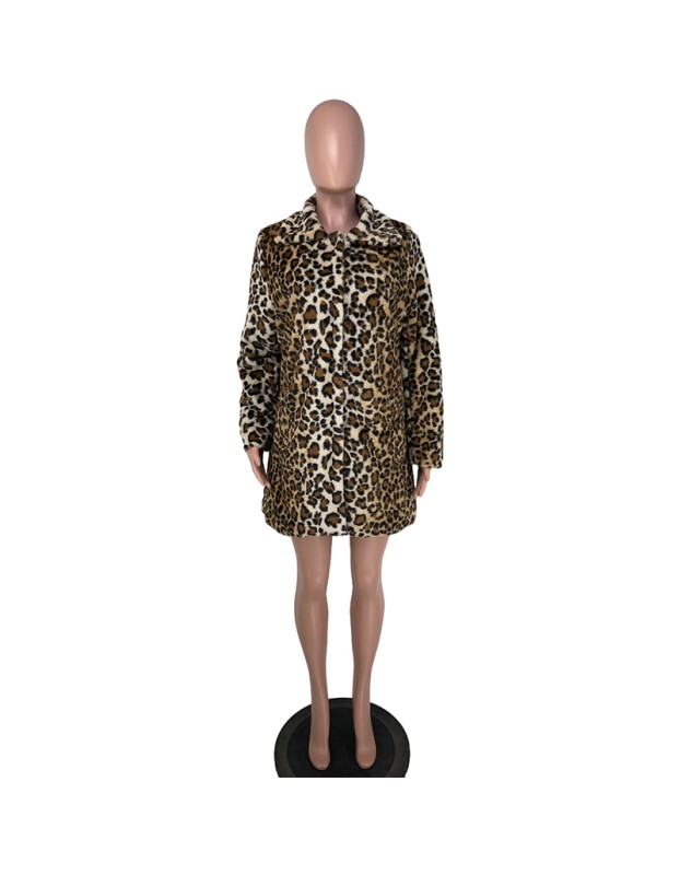 Black And White Extra Cover Women's Leopard Print Pocket Loose Plush Coat YM8629