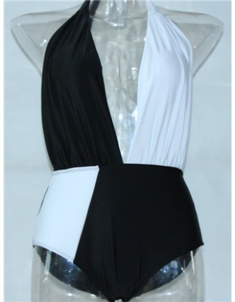 One piece black and white swimsuit M5364