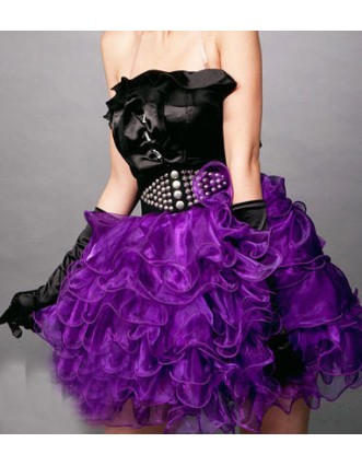 Pretty girl's charming skirt M40