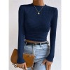 Wholesale Undershirt Slim Fit Vintage T-shirt Plaid Round T-shirts Women Pleated Top ZY1052