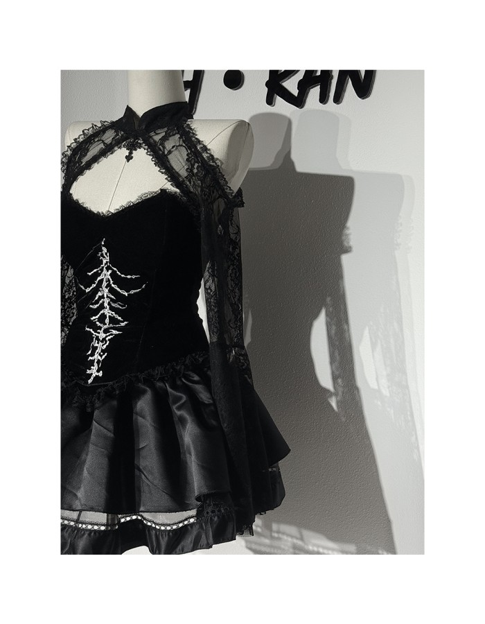Sexy Punk-style Short Lace Shawl Cosplay Halloween Gothic Style Top And Skirt Adult Women's Nun Plush Strapless Uniform Set DL2081